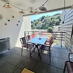 Appartement 150 M Plage, Piscine, Clim, Parking Prive, Entre Monaco & Menton, Calme & Luxe Assure ! *