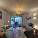 150 M Plage, Piscine, Clim, Parking Prive, Entre Monaco & Menton, Calme & Luxe Assure ! *