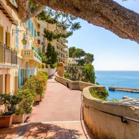 150 M Plage, Piscine, Clim, Parking Privé, Entre Monaco&menton, Calme&luxe Assuré ! Rocabruna