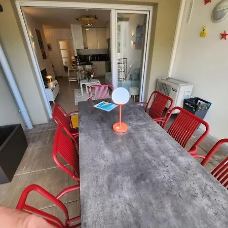 150 M Plage, Piscine, Clim, Parking Privé, Entre Monaco&menton, Calme&luxe Assuré ! * Rocabruna
