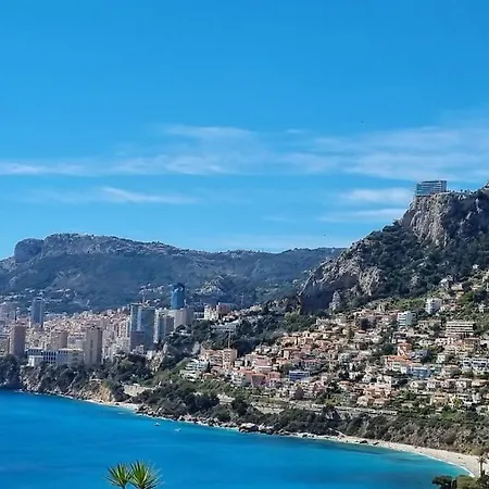 Appartement 150 M Plage, Piscine, Clim, Parking Prive, Entre Monaco & Menton, Calme & Luxe Assure !